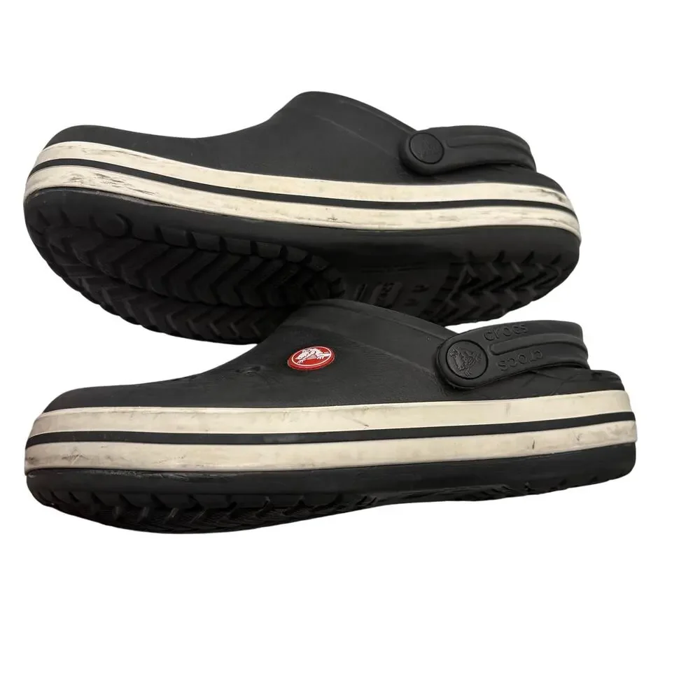 Crocs Classic Black Clogs Kids Size 3 Lightweight Ventilation Waterproof Slip On